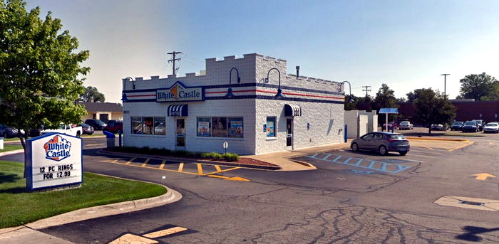 White Castle - Oak Park - 26500 Greenfield Rd (newer photo)